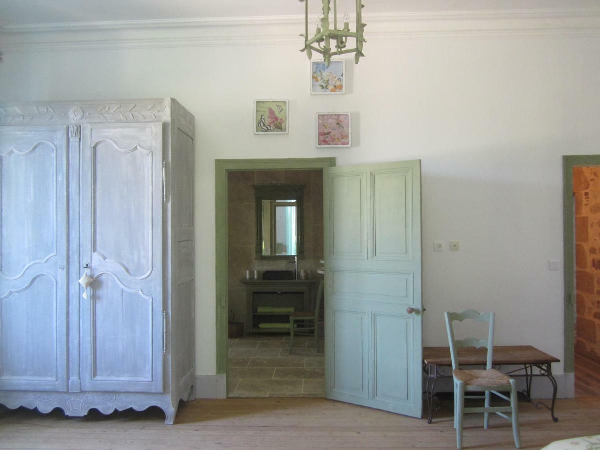 Le Manoir "Aux Douves" Bed & Breakfast Bazoges-en-Paillers Dış mekan fotoğraf